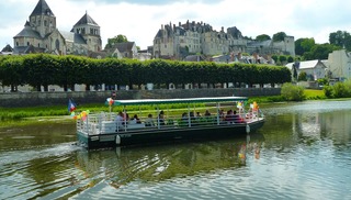 Orange Evasion Bateau Le Tasciaca - Saint-Aignan