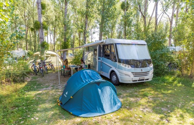 Camping Sites et Paysages les Saules 18 - Cheverny