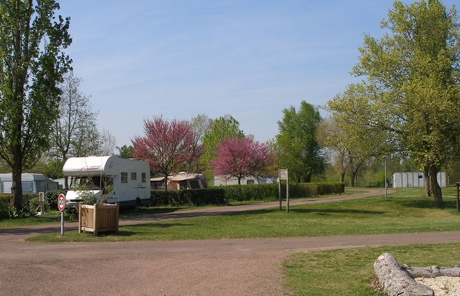 Camping Municipal de l’Amitié 11 - Saint-Laurent-Nouan