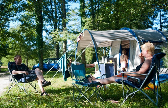 Camping Huttopia Les Châteaux 7 - Bracieux