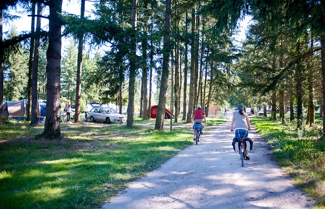 Camping Huttopia Les Châteaux 11 - Bracieux